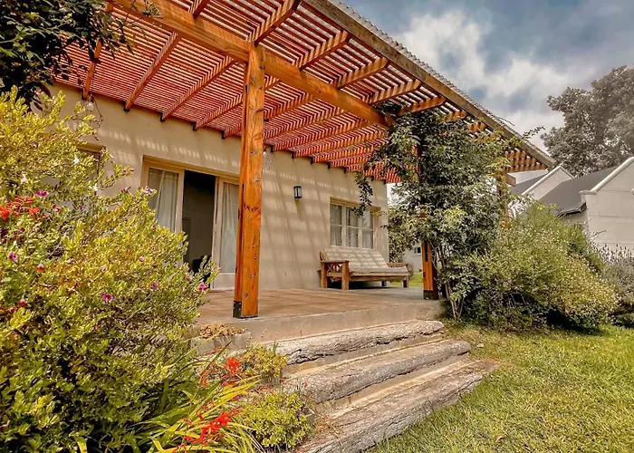 Casa Luca - Casa En Chapa Barrio Privado Con Pileta - Hola Sur